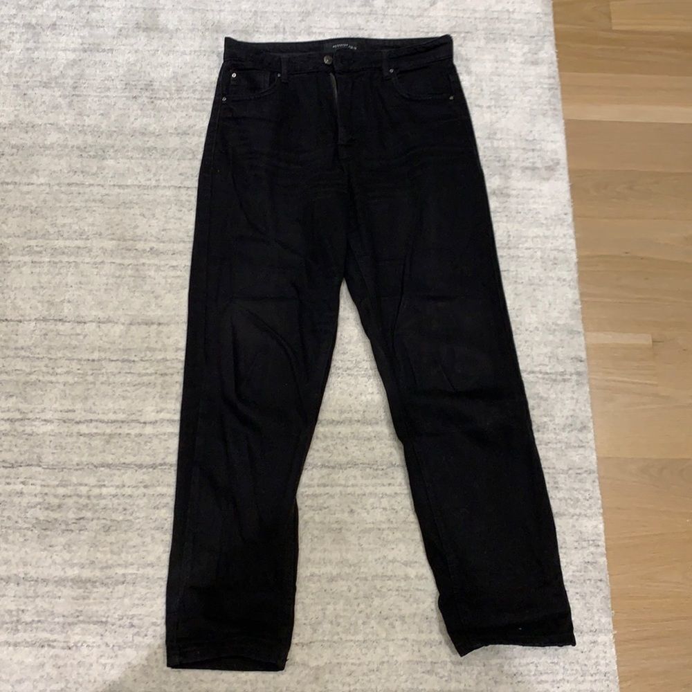 Women’s Black Boyfriend Jeans